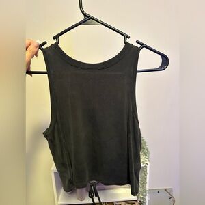 grey lululemon tank open back